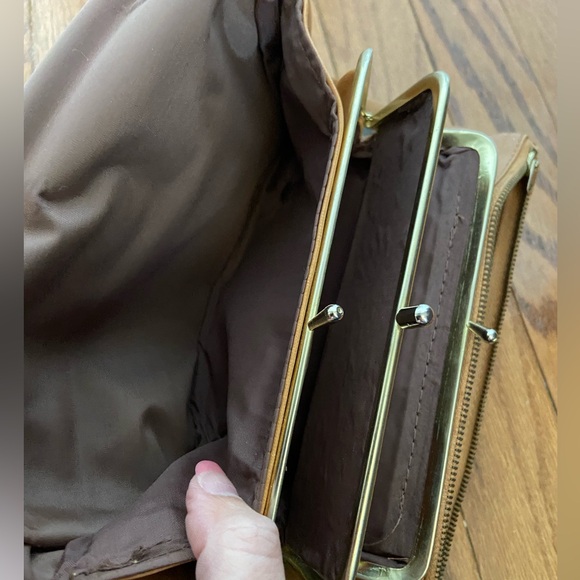 Vintage Mr. Ralph Leather Crossbody Adjustable Strap, Made in British Hong Kong - Picture 6 of 10